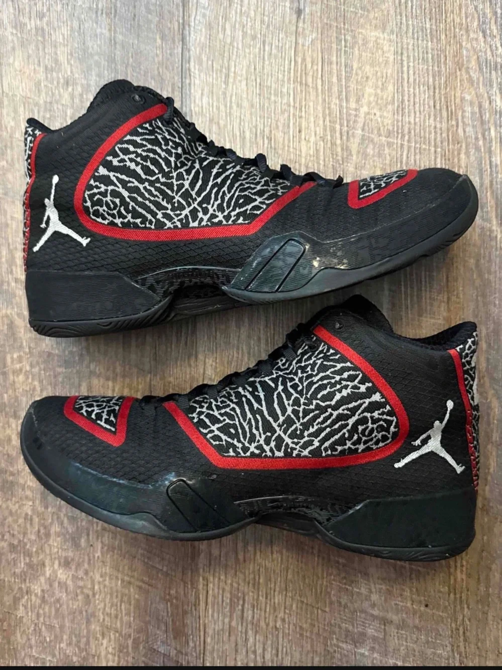Nike Air Jordan 29 XX9 Black Gym Red Men’s Size 11 Sneakers Shoes 695515-023. Li